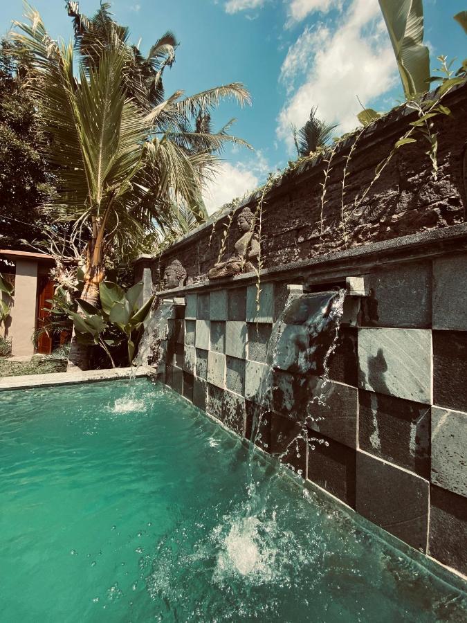 Nirankara Ubud Villa Екстериор снимка